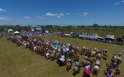 Así se vive el Día de la Tradición en Pueblo General Belgrano